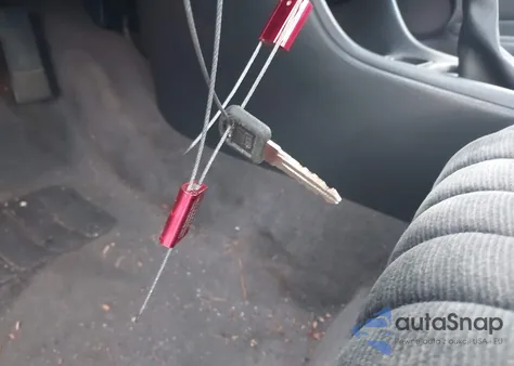 1999 Pontiac Grand Prix Se from USA, damaged, VIN 1G2WJ52M1XF249052